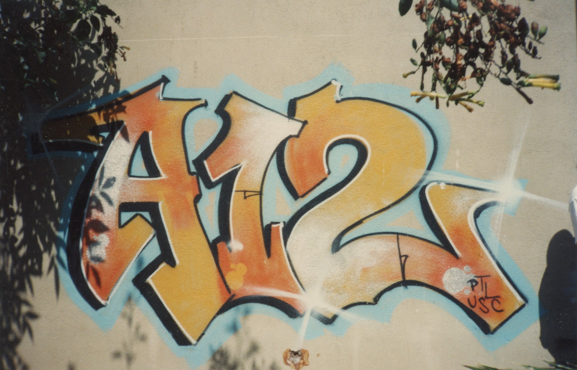 Some graffiti history from Bus166’s archive.