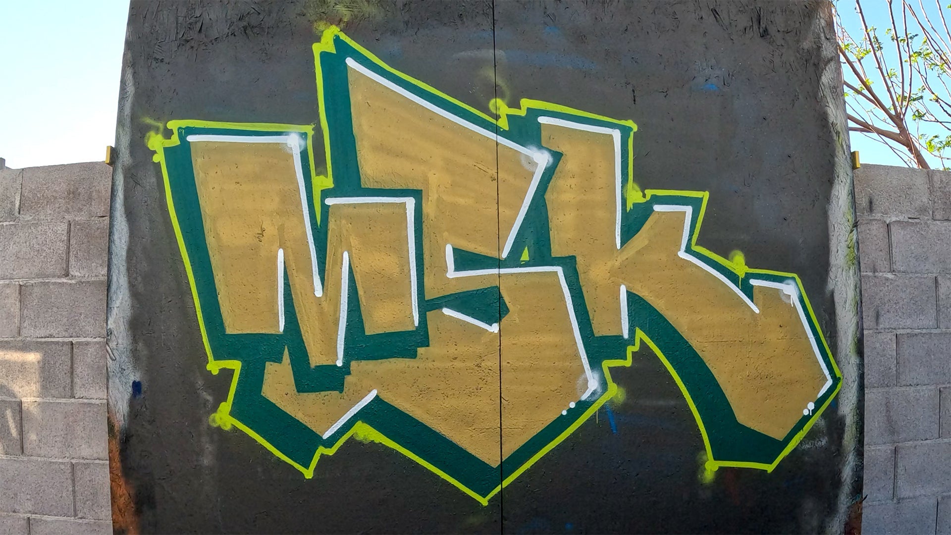 How To Paint Straight Letter Graffiti With the Lego and Variator Caps