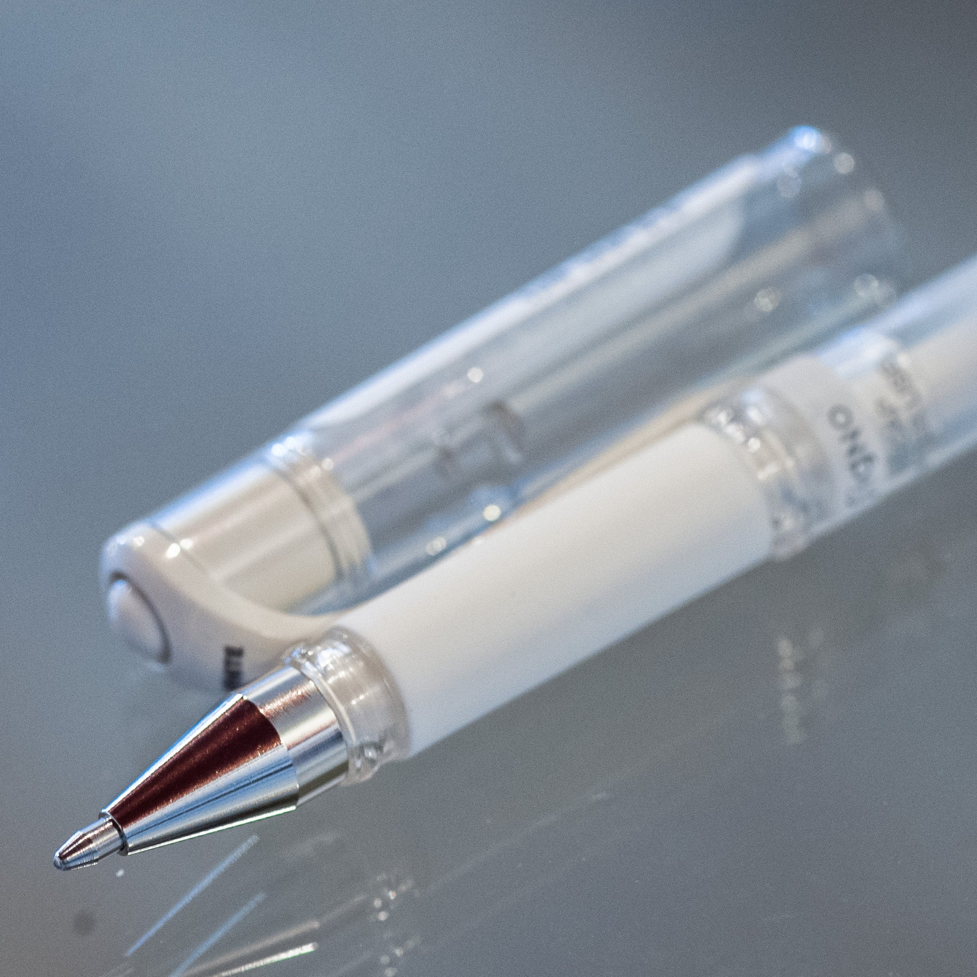 Uni-Ball Signo Broad Gel Pen - Main Image